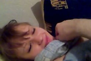 Natural babe with soaked bubble arse lets her BF to tickle her moist cunt