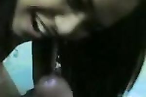 My pleasing girlfriend gives the superlatively good blowjobs around