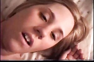 Cute and hawt girlfriend receives facial for the 1st time