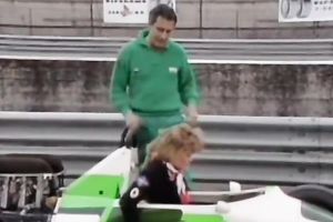 Insatiable bushy busty golden-haired want to taste racer's dong