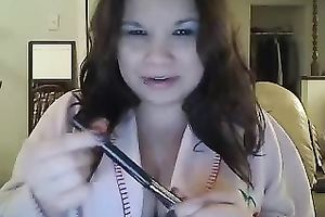 Amateur fattie kneads her biggest natural love muffins in cam solo