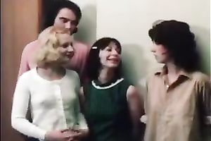 Husband makes out with his horny white wife and blond babe eats her wet crack