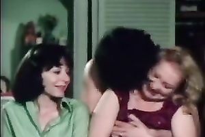 Husband makes out with his horny white wife and blond babe eats her wet crack