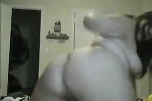 big beautiful woman pale wench was flashing me her actually giant a-hole on webcam