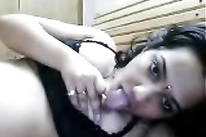 Big breasted chubby Indian wifey can't live without when her nerdy hubby eats her love tunnel