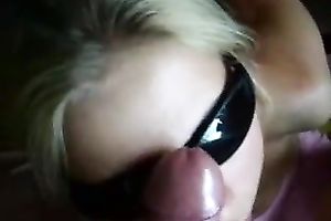 Totally natural girlfriend engulfing my dick deepthroat