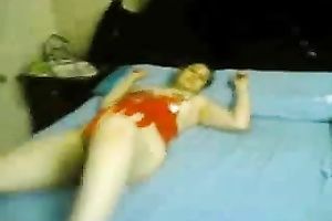 Voluptuous Arab Married slut doesn't mind to play with my large dong on livecam