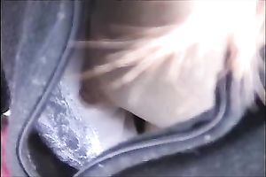 Why does that babe even wear a brassiere with tiny pointer sisters like hers