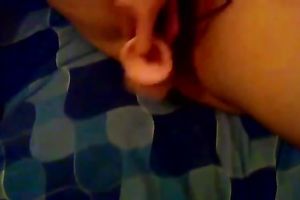 Amateur livecam all alone BBW with massive boobies masturbates her vagina