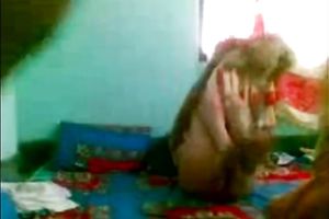 Bootylicious black skinned Desi brunette receives fucked missionary by hubby