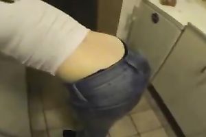 I love fucking my lubricious girlfriend in the kitchen