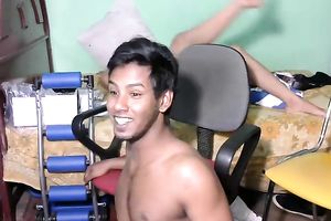 Horny Srilankan dilettante pair positions in nature's garb and copulates in missionary pose