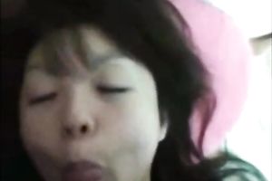 Pale skin non-professional Asian girlfriend likes tiny rod