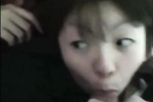 Pale skin non-professional Asian girlfriend likes tiny rod