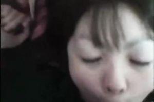 Pale skin non-professional Asian girlfriend likes tiny rod
