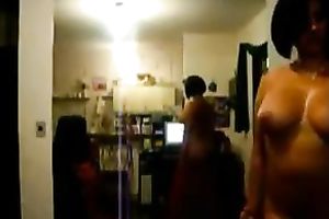 My brunette hair girlfriend made a home sex clip with herself undressed