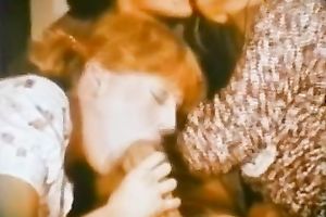 Two hawt and tiny throats got drilled by one large and corpulent 10-Pounder