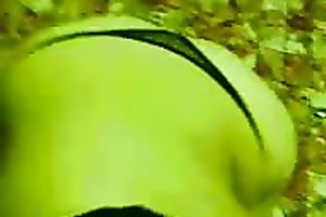 Good looking harlot knows how to give a great oral stimulation