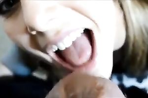 Chestnut haired amateur GF of mine gives me BJ in the stairs