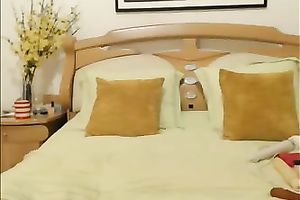 Stunning gal in black underware and nylon nylons masturbating with large vibrator