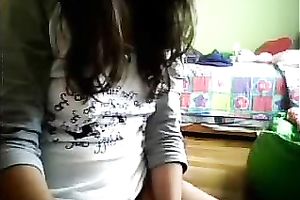 Dark skin hottie truly craves to expose her cunt