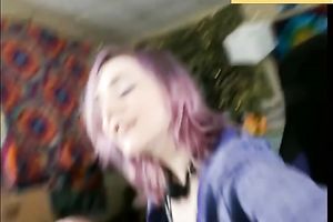 This cam hottie is hawt beyond belief and this babe has got a great wazoo