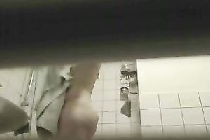 Spy camera filming my hawt flatmate in the baths