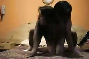 Wild dark brown sweetheart jumps on my roommate's powerful cock on the wide daybed