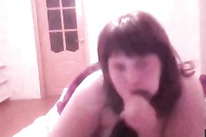 Short haired kinky obese aged slutty wife sucked hair brush on webcam