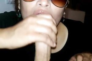 Pallid MILF in sunglasses took my own powerful penis in her face hole for worthy engulf