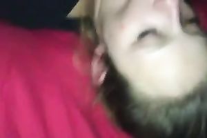 Feeding my cute college girlfriend with a knob on livecam