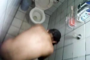 Spying on my hot flatmate during the time that she is having shower