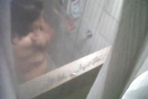 Spying on my hot flatmate during the time that she is having shower