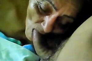 Ugly older wrinkled whore provided my buddy's huge 10-Pounder with valuable head