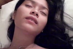 She bites her lips when this babe gently touches herself betwixt her legs