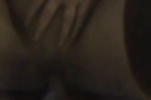 I love to finger my slit while my hubby polishes my hungry anus