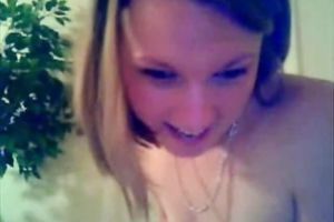 Young web camera wench gives me perverted show flashing her body to pizza stud