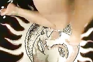 Mature woman with a large butt got screwed by her lover's cock in a dark cock-sock