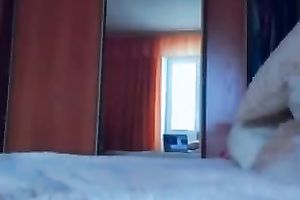 Svelte leggy and appealing web cam brunette hair hottie was fucking with her toy