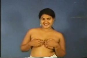 Hot Desi non-professional slut on the audition flashing her scoops
