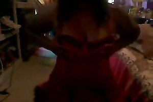 Fucktastic blond skank twerks her hypnotizing a-hole