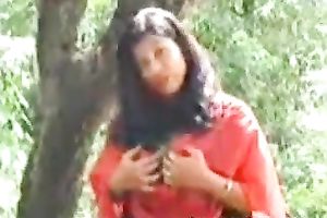 Indian bombshell flashes her big pointer sisters and then performs oral sex on her guy