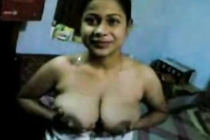 Playful and curvaceous Indian girl flashes her body exposed on webcam