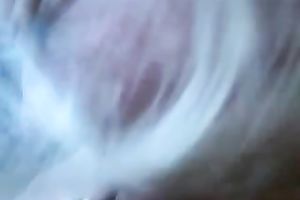 Dirty aged blond woman in my car blowing my 10-Pounder