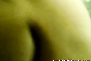 Amateur Arab pair in homemade oral act