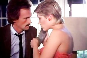 Beautiful hottie in red costume acquires her muff finger drilled