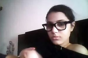 Cute livecam sweetheart shows her merry mangos and squeezes 'em