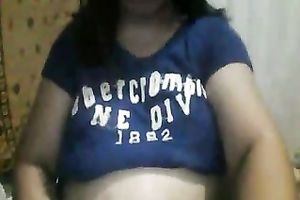 Ardent Filipina brunette hair mother I'd like to fuck was flashing her rather saggy large milk cans