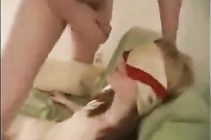 Blind folded girlfriend sucks my dong like professional doxy