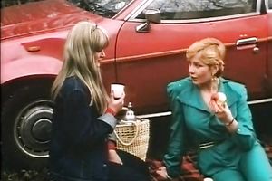 Sexy all natural white European hotties on the picnic jointly